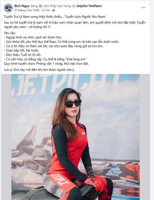 Nữ cosplayer thất nghiệp ở nhà thủ dâm thì anh shipper đến giao hàng nhìn thấy